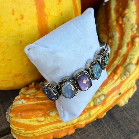 Lori Bonn charm bracelet - Picture 3 of 6